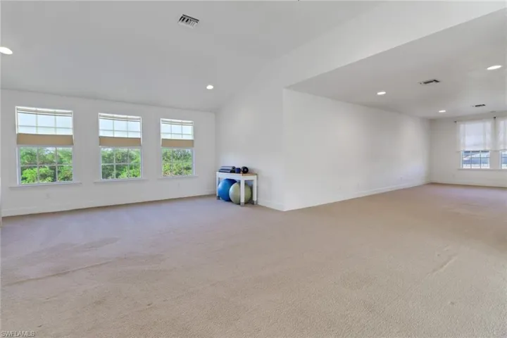Huge Finished 3rd Floor - Bring Your Possibilities