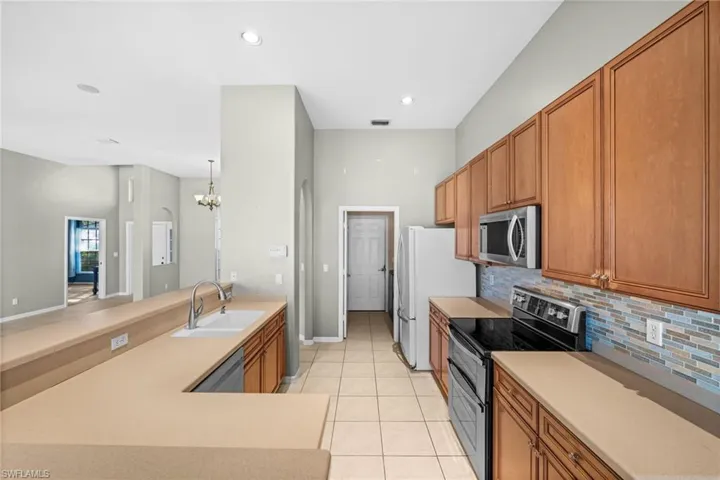 14779  Indigo Lakes  CIR, Naples, FL 34119