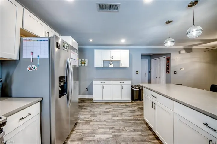1131 Se 34th St, Cape Coral, Florida 33904