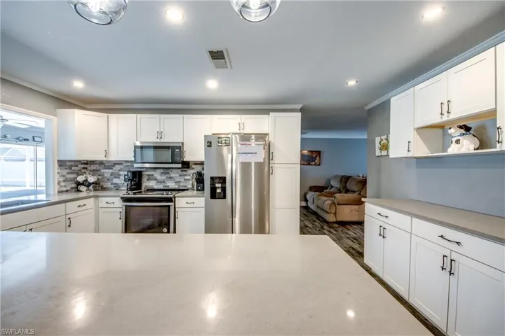 1131 Se 34th St, Cape Coral, Florida 33904