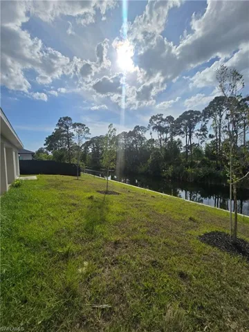 51  Wilmington  PKWY, Cape Coral, FL 33993
