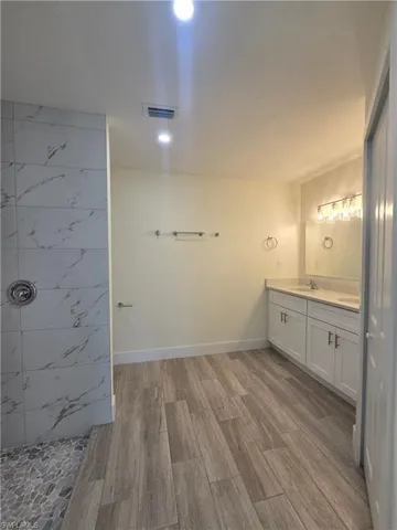 51  Wilmington  PKWY, Cape Coral, FL 33993