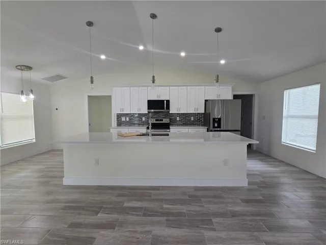 51  Wilmington  PKWY, Cape Coral, FL 33993