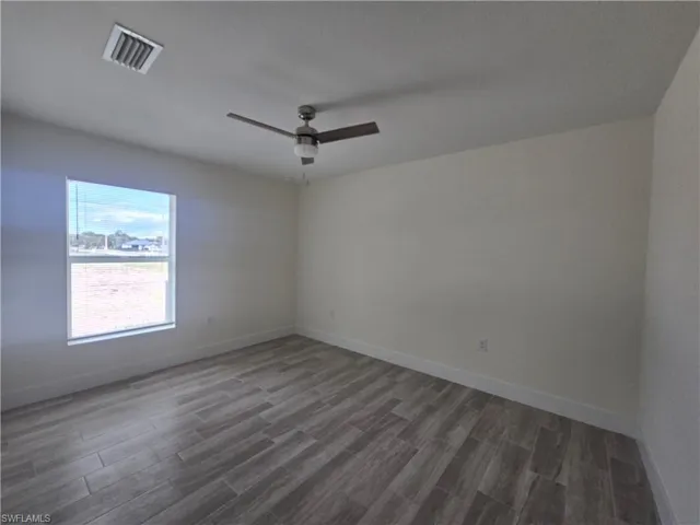 51  Wilmington  PKWY, Cape Coral, FL 33993