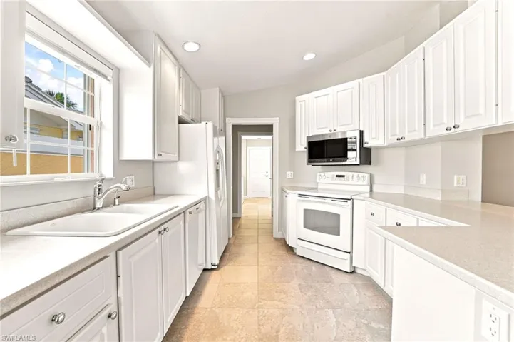 8141 Xenia Ln, Naples, Florida 34114