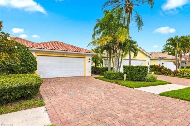 8141 Xenia Ln, Naples, Florida 34114