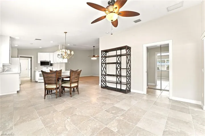 8141 Xenia Ln, Naples, Florida 34114