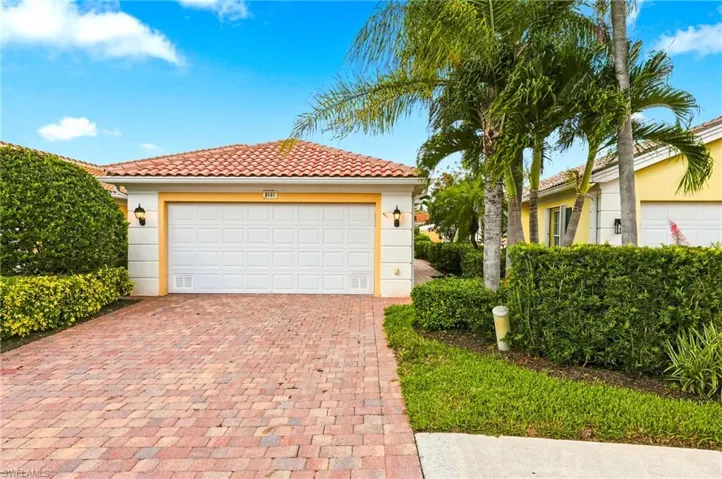 8141 Xenia Ln, Naples, Florida 34114