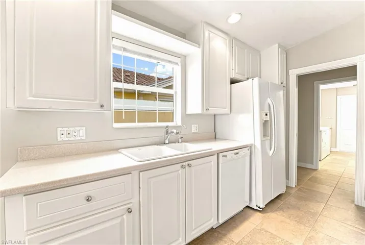 8141 Xenia Ln, Naples, Florida 34114