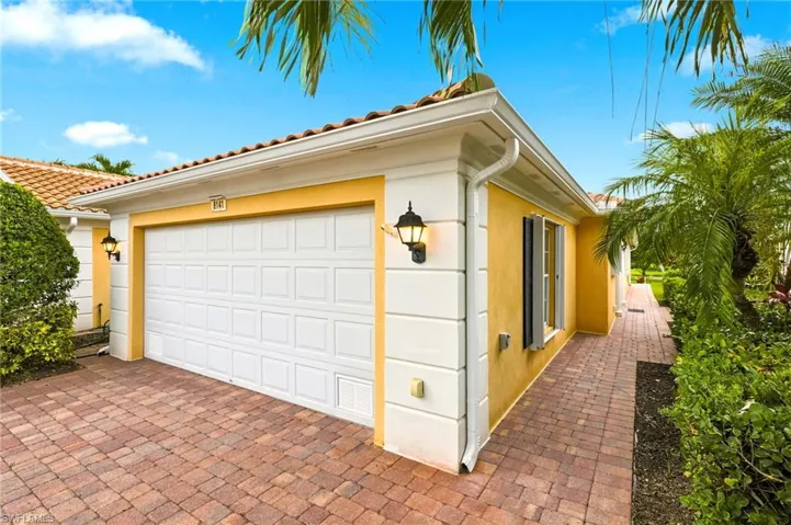 8141 Xenia Ln, Naples, Florida 34114