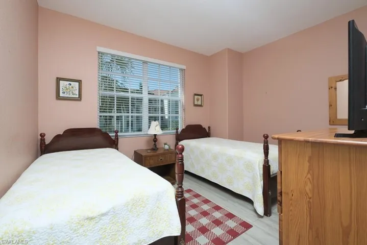 4873  Hampshire  CT, Naples, FL 34112