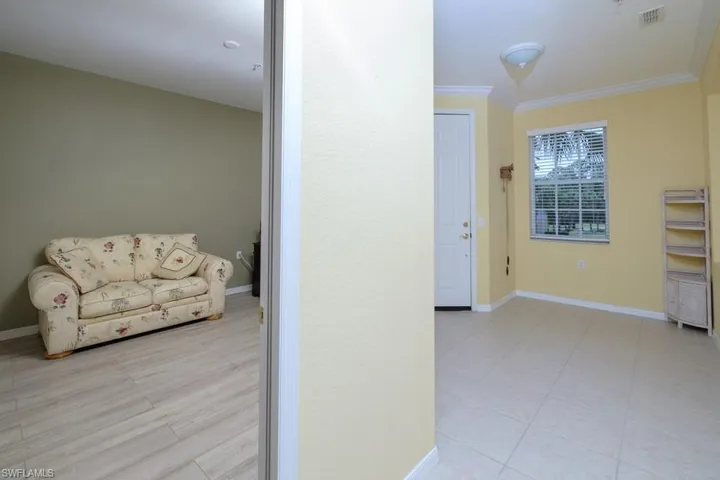 4873  Hampshire  CT, Naples, FL 34112