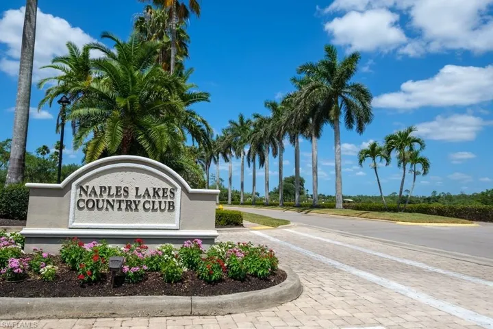 4873  Hampshire  CT, Naples, FL 34112
