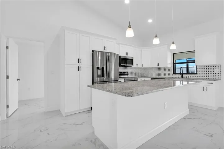 7789  16th  TER, Labelle, FL 33935