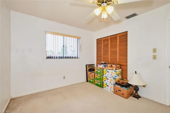901 Se 23rd Ter, Cape Coral Fl 33990
