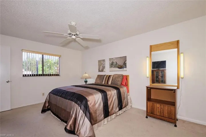 901 Se 23rd Ter, Cape Coral Fl 33990