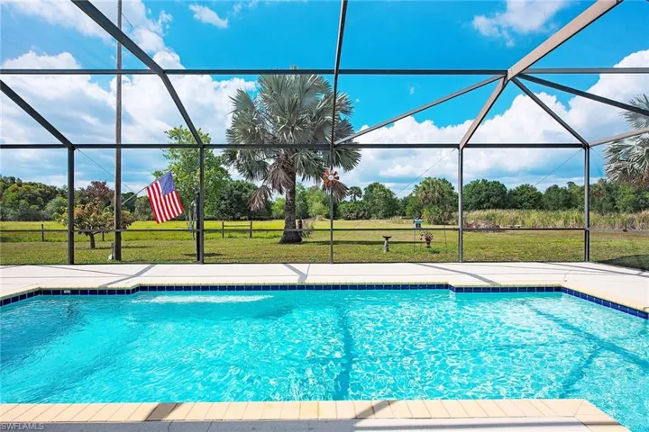 581  Wild Turkey  DR, Naples, FL 34120