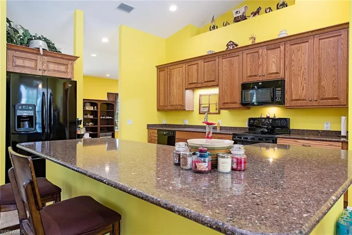 581  Wild Turkey  DR, Naples, FL 34120
