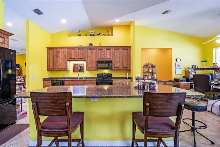 581  Wild Turkey  DR, Naples, FL 34120