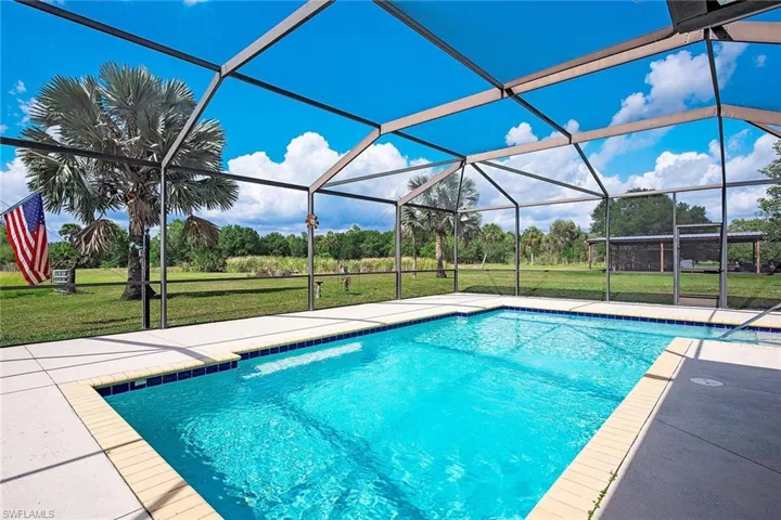 581  Wild Turkey  DR, Naples, FL 34120
