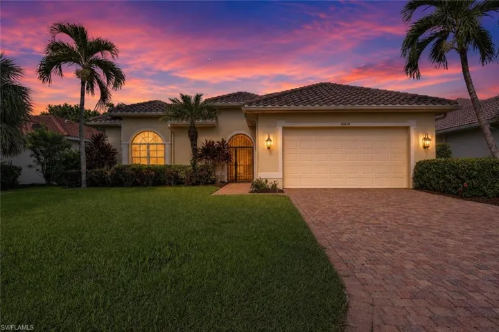 10879 Fieldfair Dr, Naples, Florida 34119