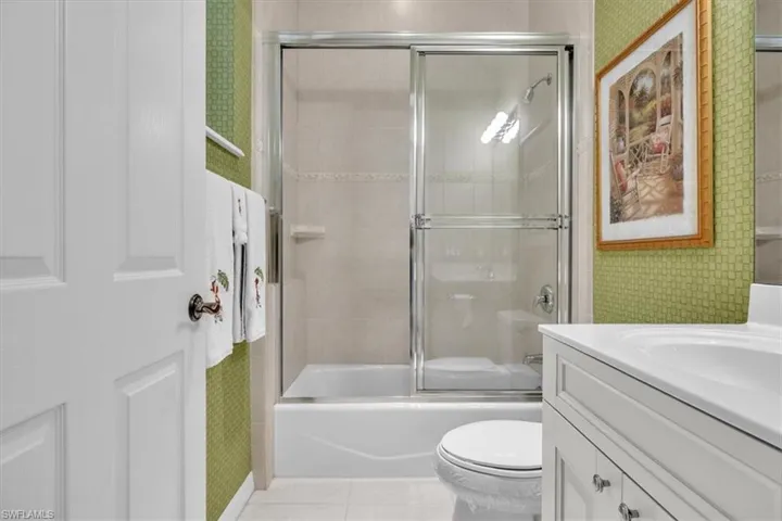 10879 Fieldfair Dr, Naples, Florida 34119