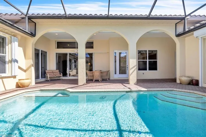 10879 Fieldfair Dr, Naples, Florida 34119