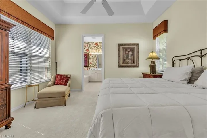10879 Fieldfair Dr, Naples, Florida 34119