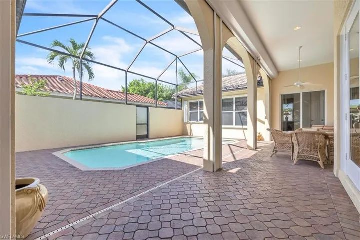 10879 Fieldfair Dr, Naples, Florida 34119