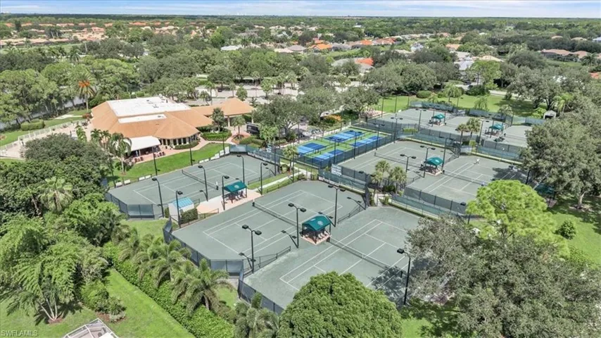 10879 Fieldfair Dr, Naples, Florida 34119