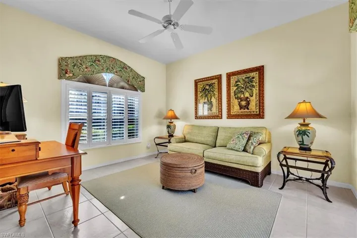10879 Fieldfair Dr, Naples, Florida 34119