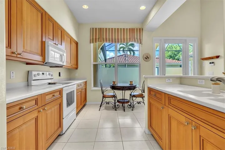 10879 Fieldfair Dr, Naples, Florida 34119