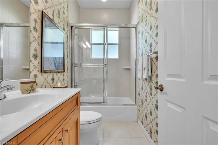 10879 Fieldfair Dr, Naples, Florida 34119