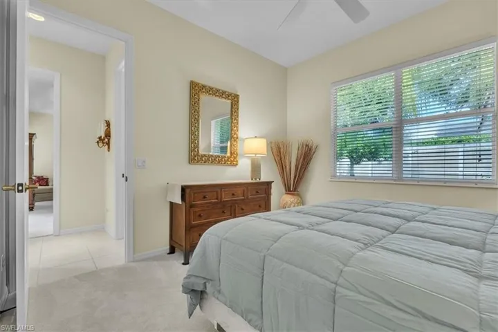 10879 Fieldfair Dr, Naples, Florida 34119