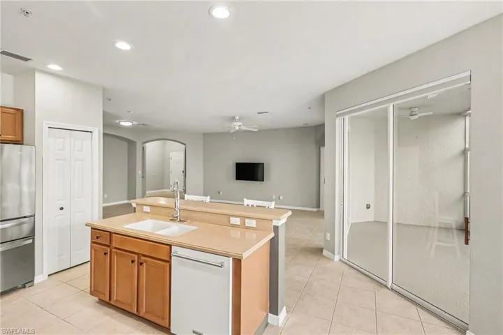 14831 Reflection Key Cir 1712, Fort Myers, Florida 33907