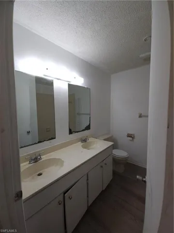 2nd floor bath