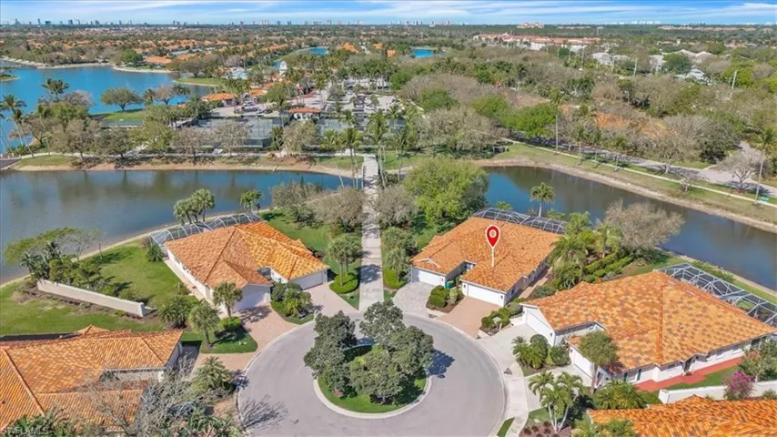 5065  Ventura  CT, Naples, FL 34109