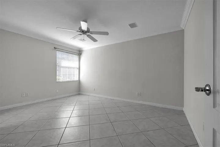 Large guest room.