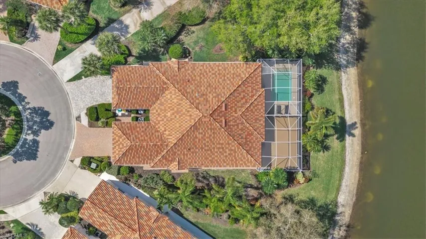 5065  Ventura  CT, Naples, FL 34109