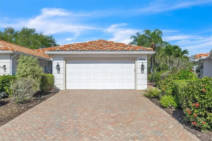 2 car garage!