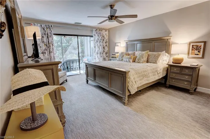 504  Courtside  DR, Naples, FL 34105