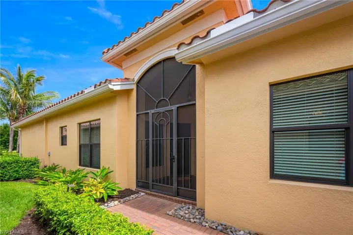 13322 Silktail Dr, Naples, Florida 34109