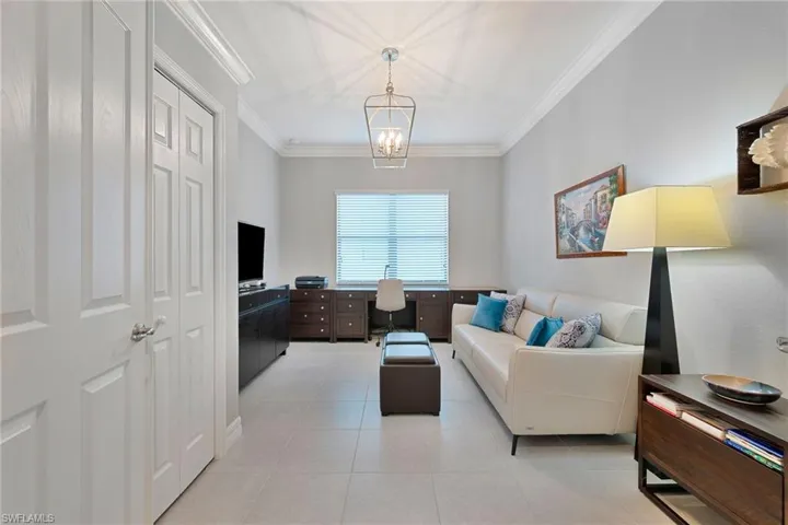 13322 Silktail Dr, Naples, Florida 34109