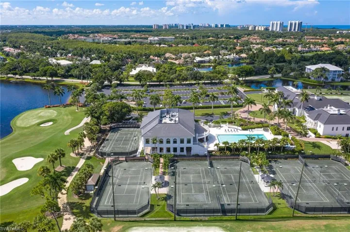 15588  Whitney  LN, Naples, FL 34110