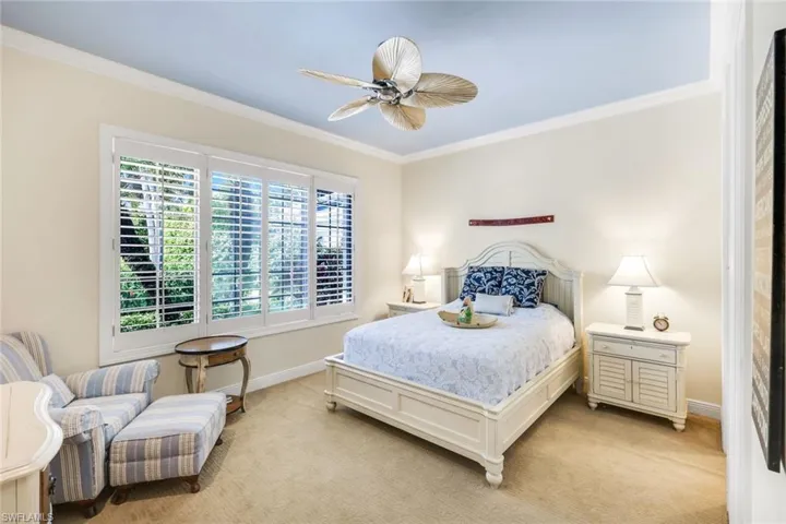 15588  Whitney  LN, Naples, FL 34110