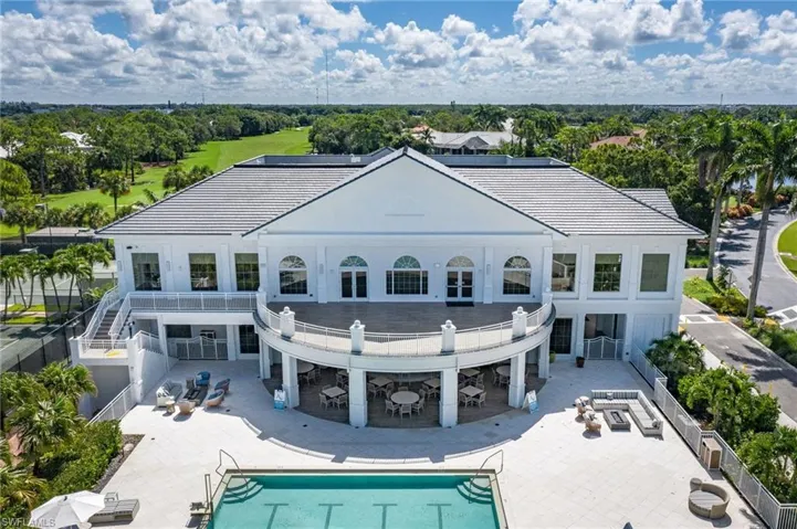 15588  Whitney  LN, Naples, FL 34110