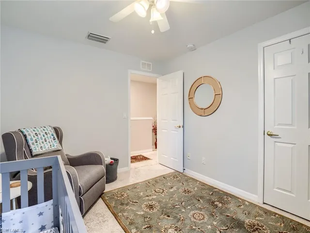 Bedroom with ceiling fan