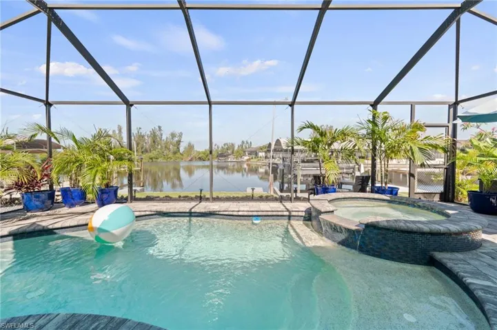 12213 Star Shell Dr, Matlacha Isles, Florida 33991