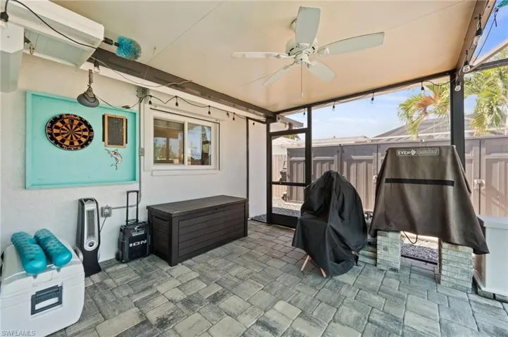 12213 Star Shell Dr, Matlacha Isles, Florida 33991