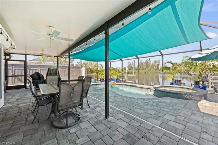 12213 Star Shell Dr, Matlacha Isles, Florida 33991